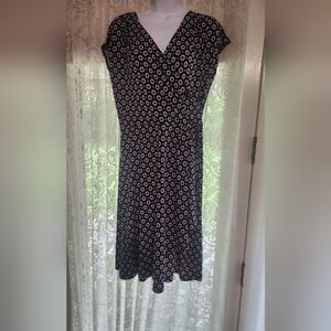 Kohl's Black and White Flutter Sleeve Midi Sundress